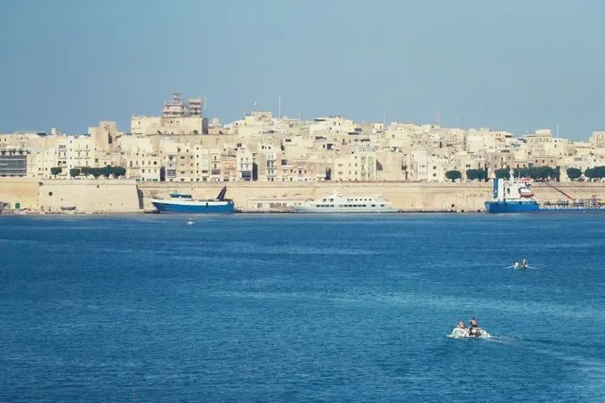 马耳他地中海迷人蓝色海水,地中海明珠马耳他视频