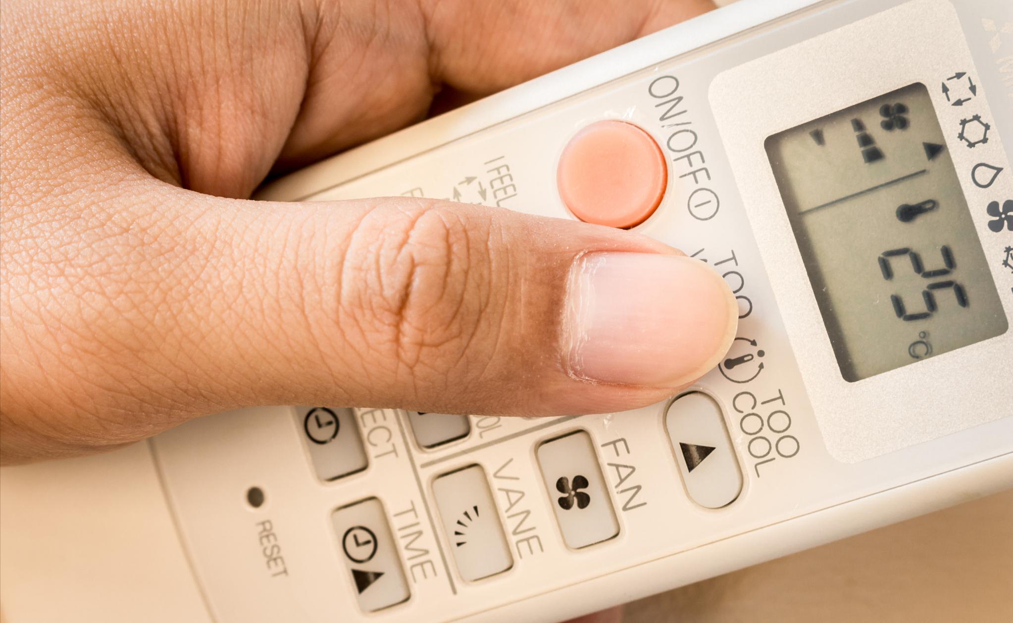 给娃这样开空调难怪会生病,孩子容易生病空调开什么模式好点