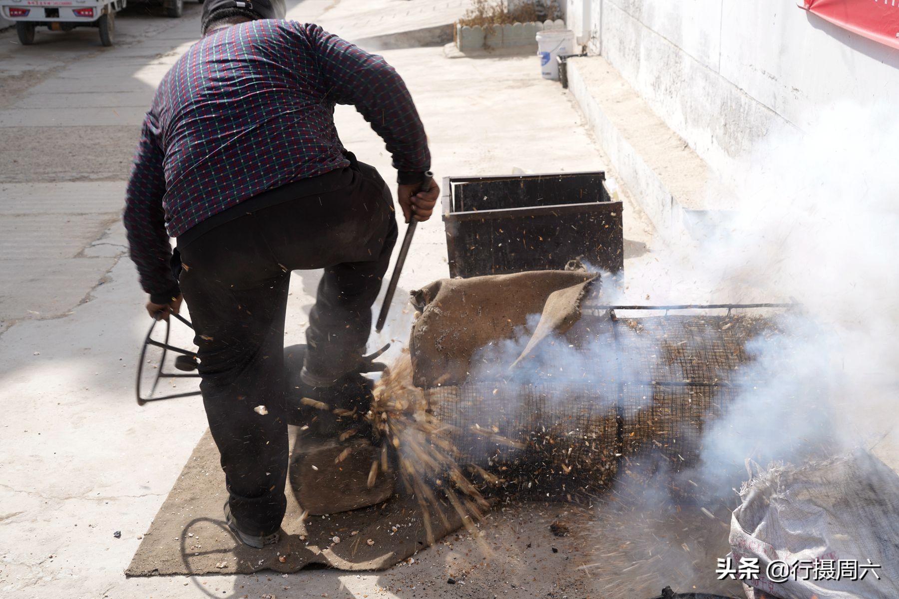 农村新型全自动爆米花机,纯手工打造老式爆米花机