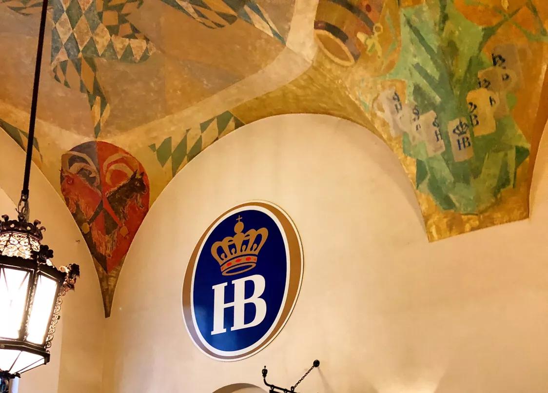 德国一定要去的是，慕尼黑HB皇家酒馆，希特勒的酒馆*变政**所在地