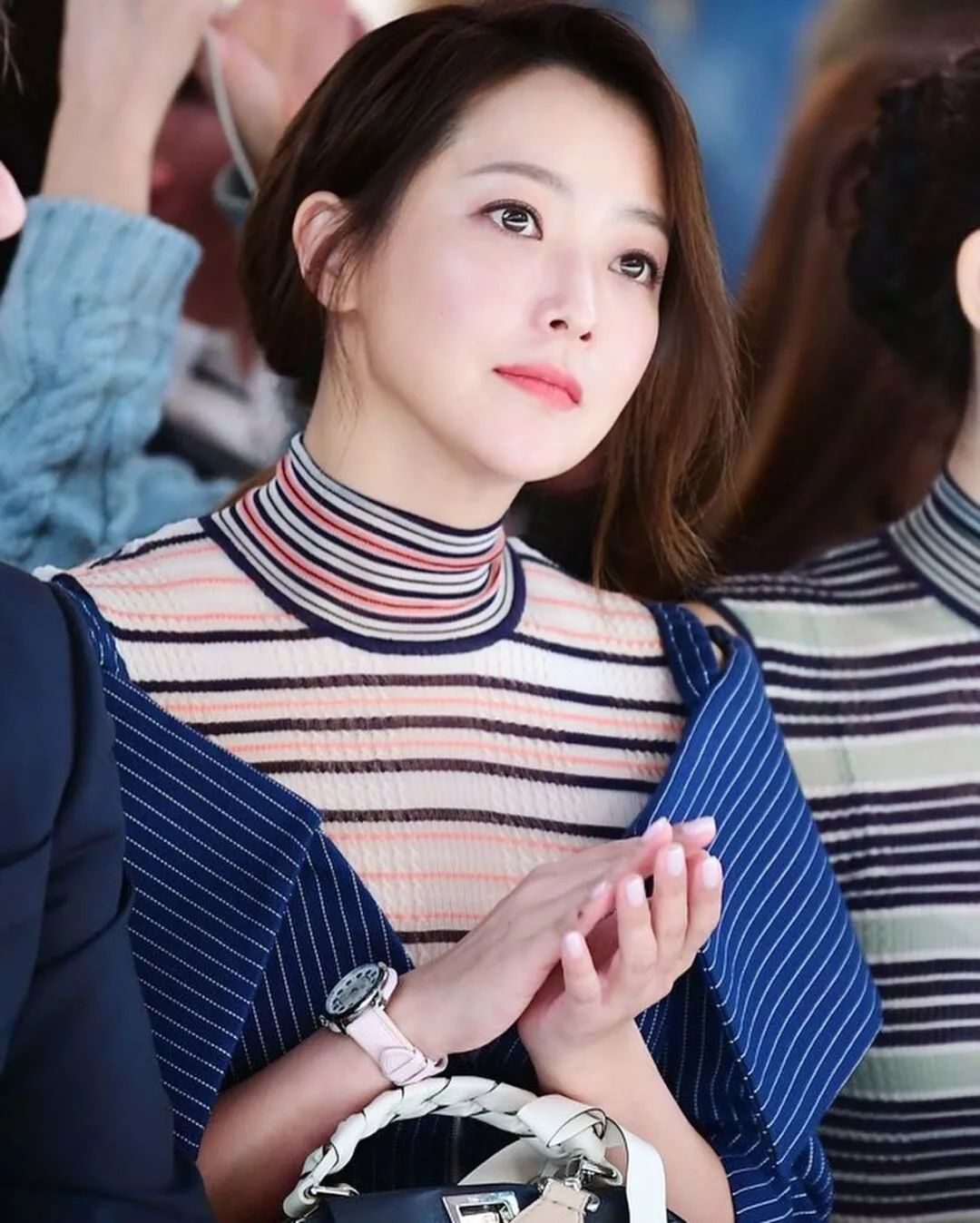 45岁金喜善素颜,金喜善冻龄秘密