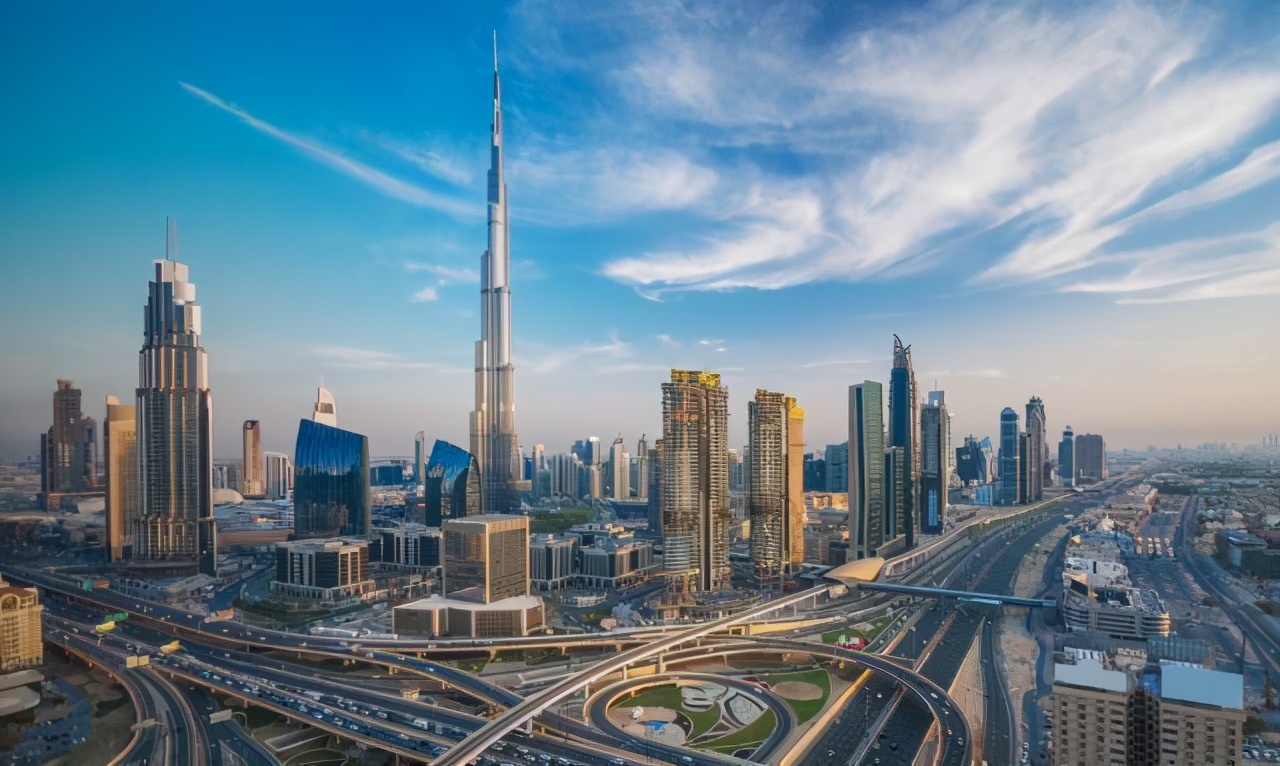 迪拜真的没穷人吗,迪拜真的遍地都是土豪吗