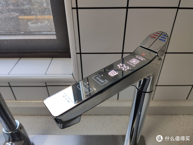 能单独出生活水的即热式净水器,能出开水的净水器