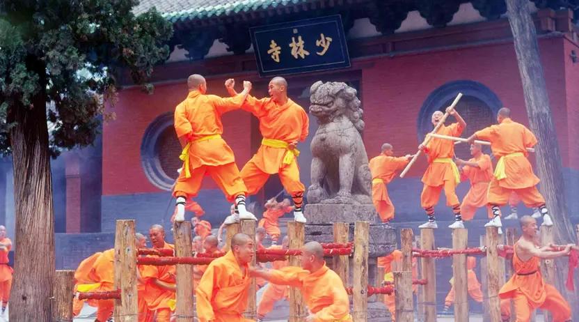 释永信少林寺补贴多少钱,少林寺一年能收入多少香火钱