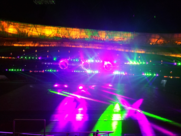 国家奥体中心灯光秀,鸟巢朝阳灯光节