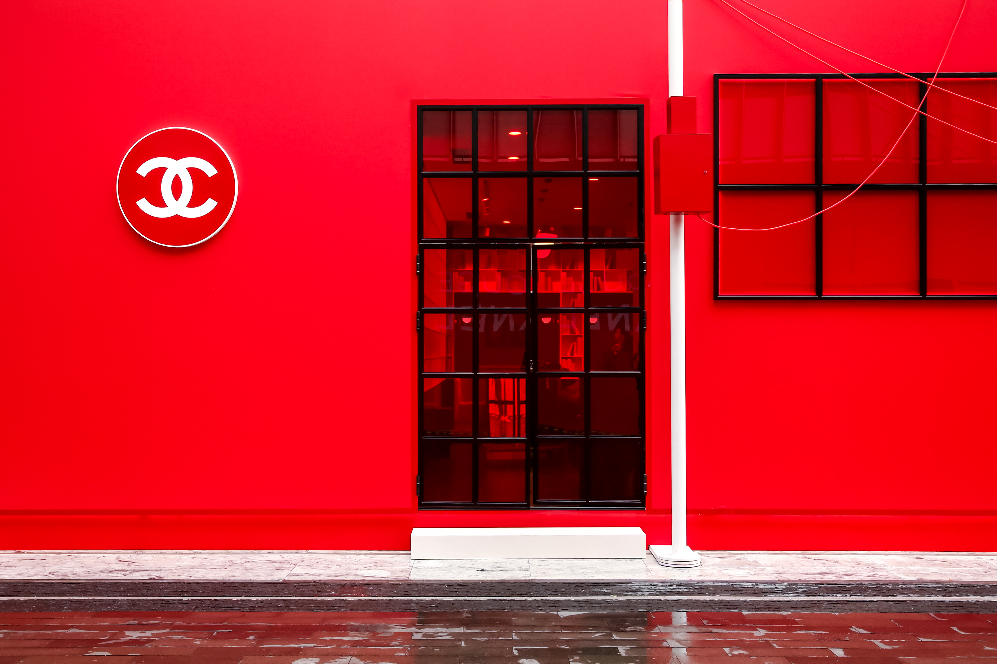 深圳一座稍不努力就被淘汰的城市,深圳一座让人遗忘的地方