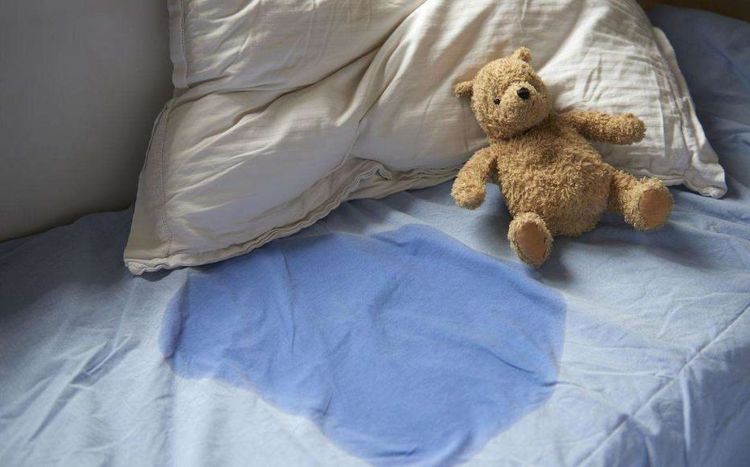 6岁还尿床,6岁了还尿床怎么纠正