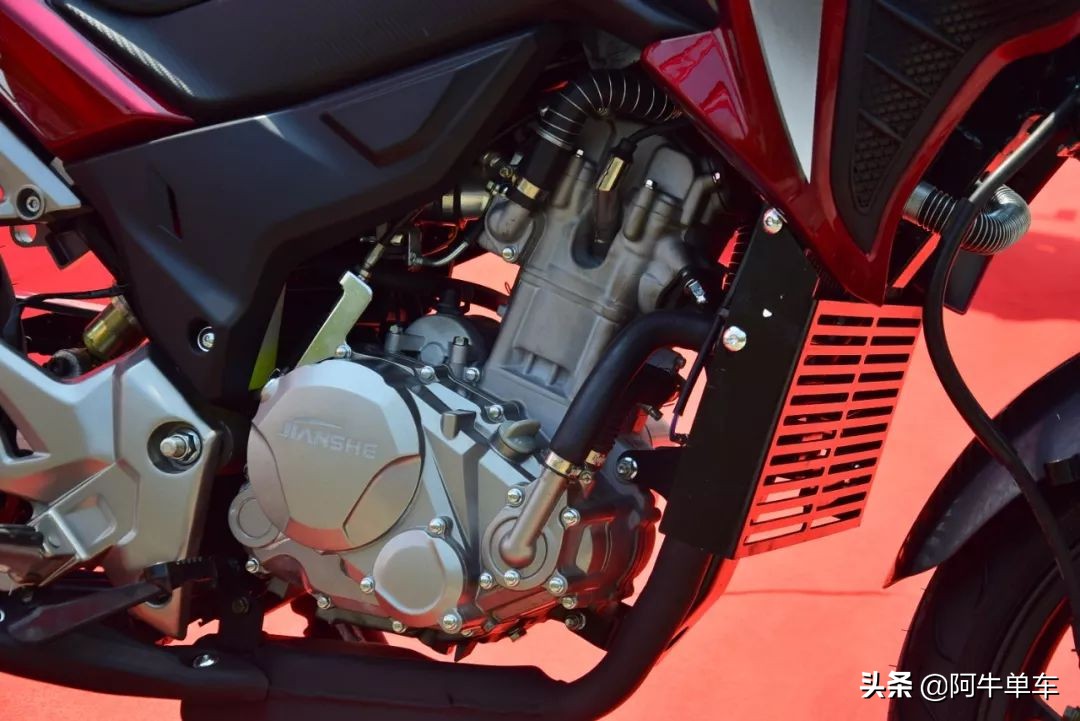 又帅又大马力的摩托车,又帅性能又好的摩托车