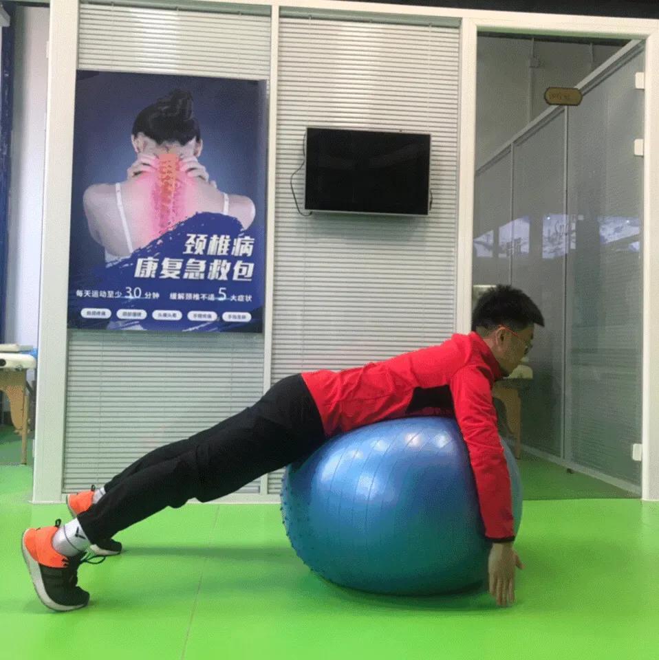 世界脊柱日别再忽视脊柱问题,一套很实用的腰椎病自我矫正方法