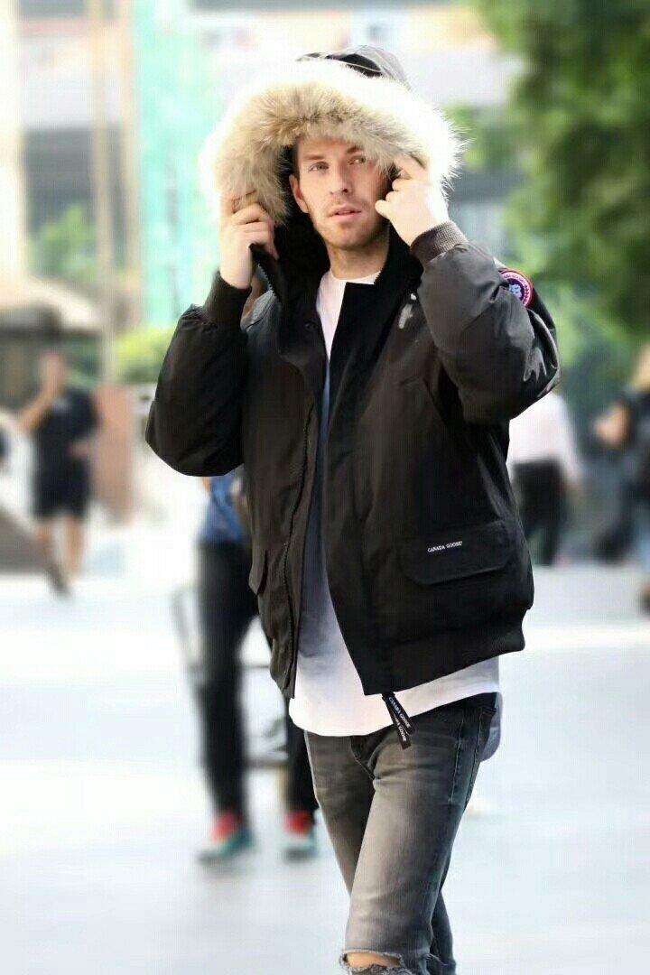 如何分辨加拿大鹅型号,加拿大鹅黑标真假怎样鉴定