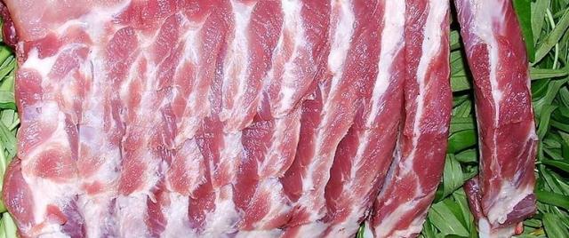 排骨买肉多的还是肉少,排骨买的上面肉好多