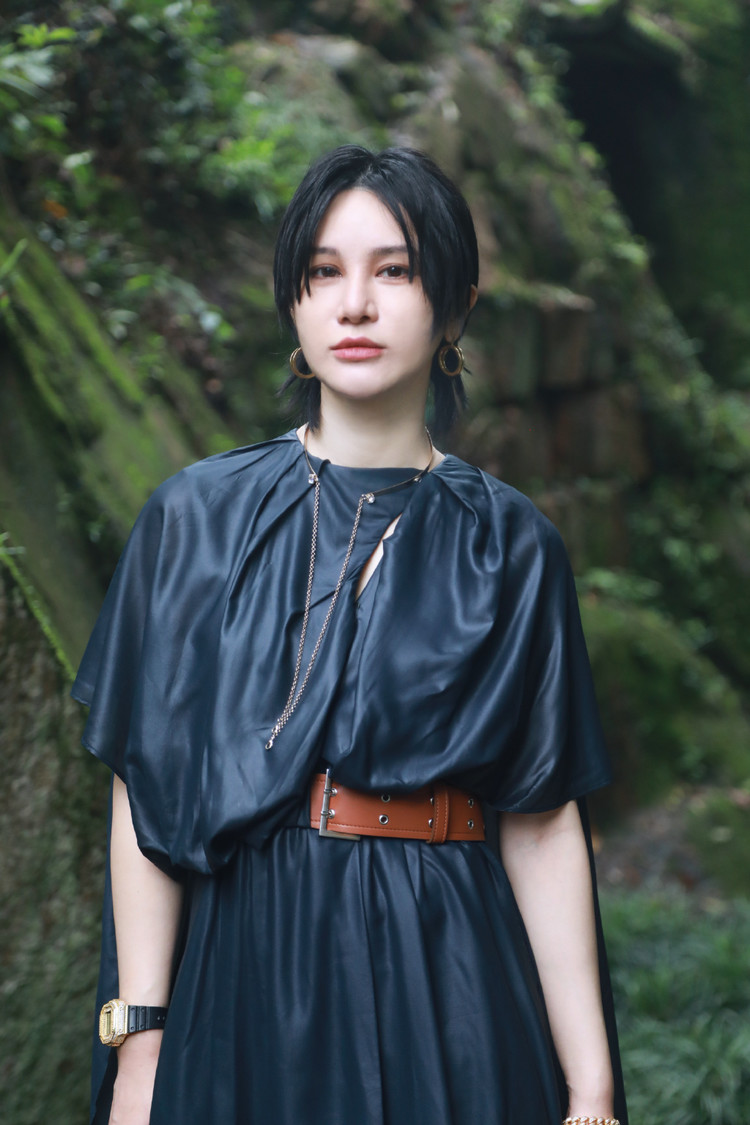 十佳歌手尚雯婕的歌,乐评人尚雯婕