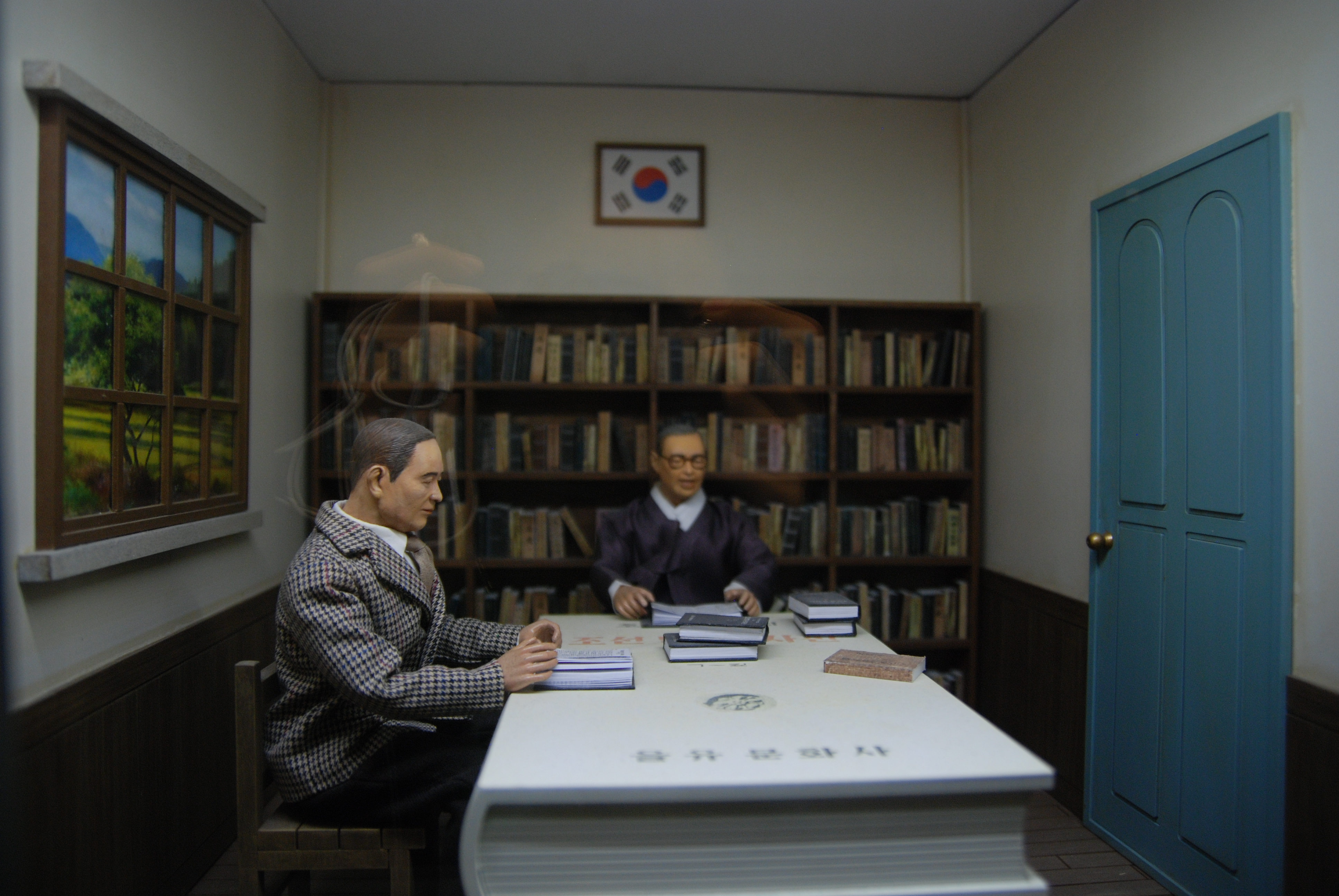 韩国紫菜包饭年糕,韩国美食一条街紫菜饭