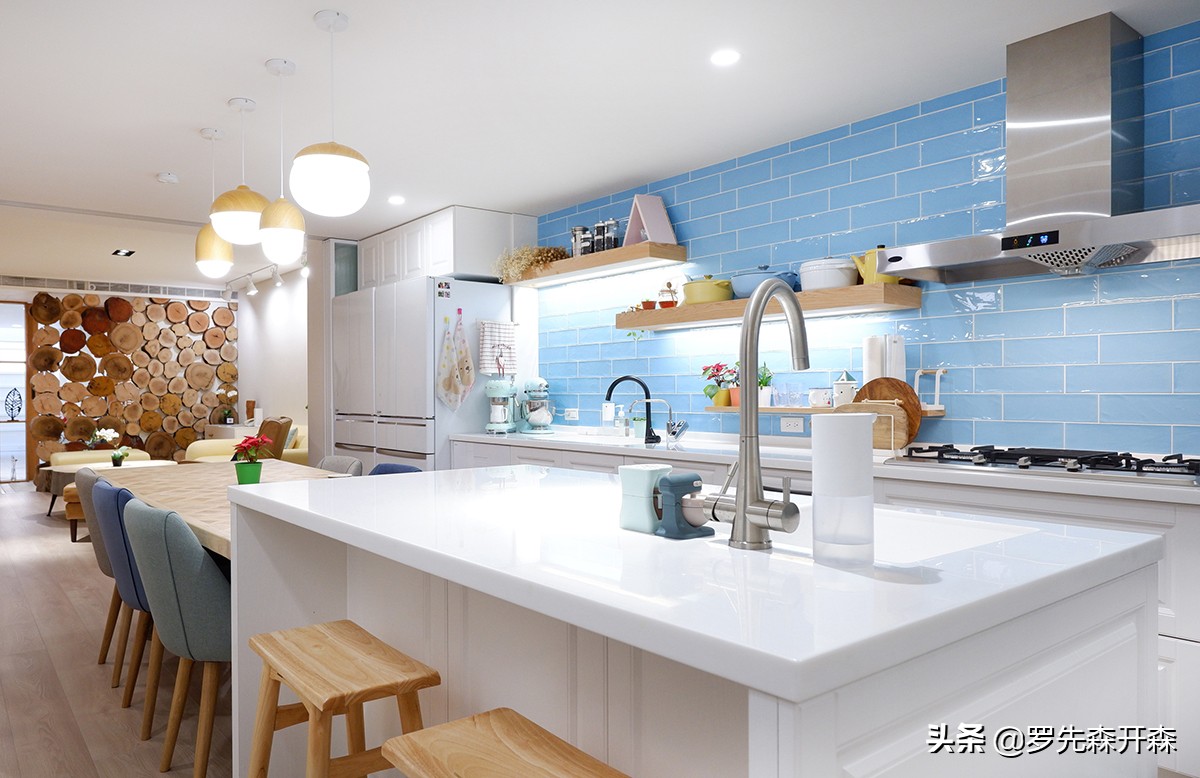 小户型天井改造庭院效果图,21米狭长房屋双天井设计