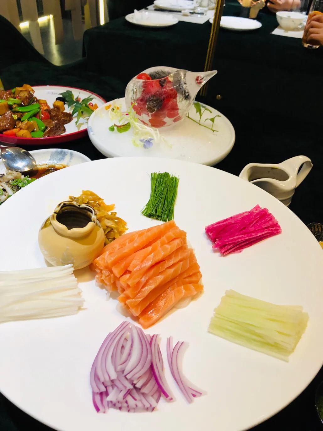 西安探店一家有态度的音乐餐厅,西安圣音乐餐厅