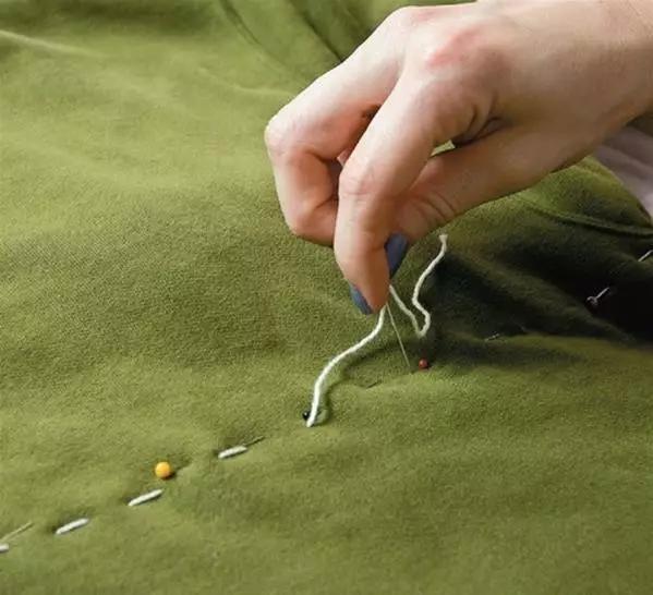 自制宠物狗窝简单,旧衣服怎么给狗狗做个窝