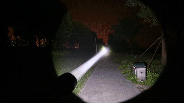 千米金箍棒OLIGHTWARRIOR武士XTurbo评测超级远射桶评测