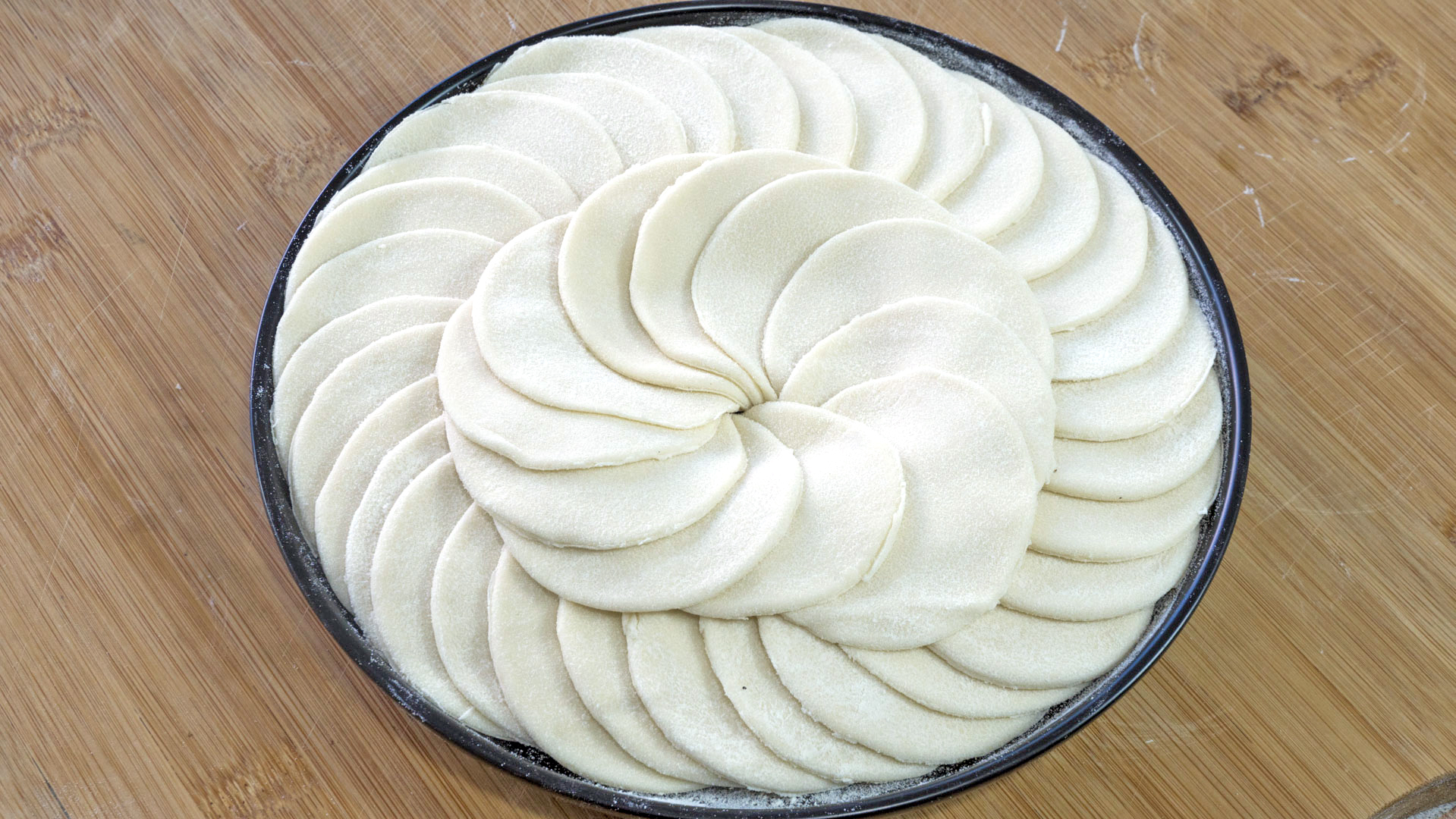 两种彩色饺子皮的多种做法,饺子皮的10种做法大全集