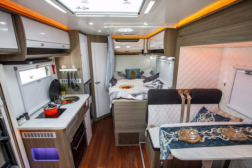 五十铃轻卡房车体验,五十铃轻卡四驱越野房车测评