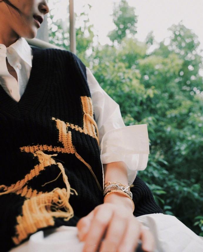 马甲各种风格的穿搭,时髦洋气马甲推荐内搭外穿都好看