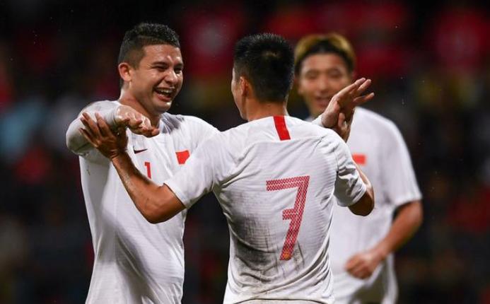 战弱旅看里皮布局，国足世预赛接下来怎么踢？