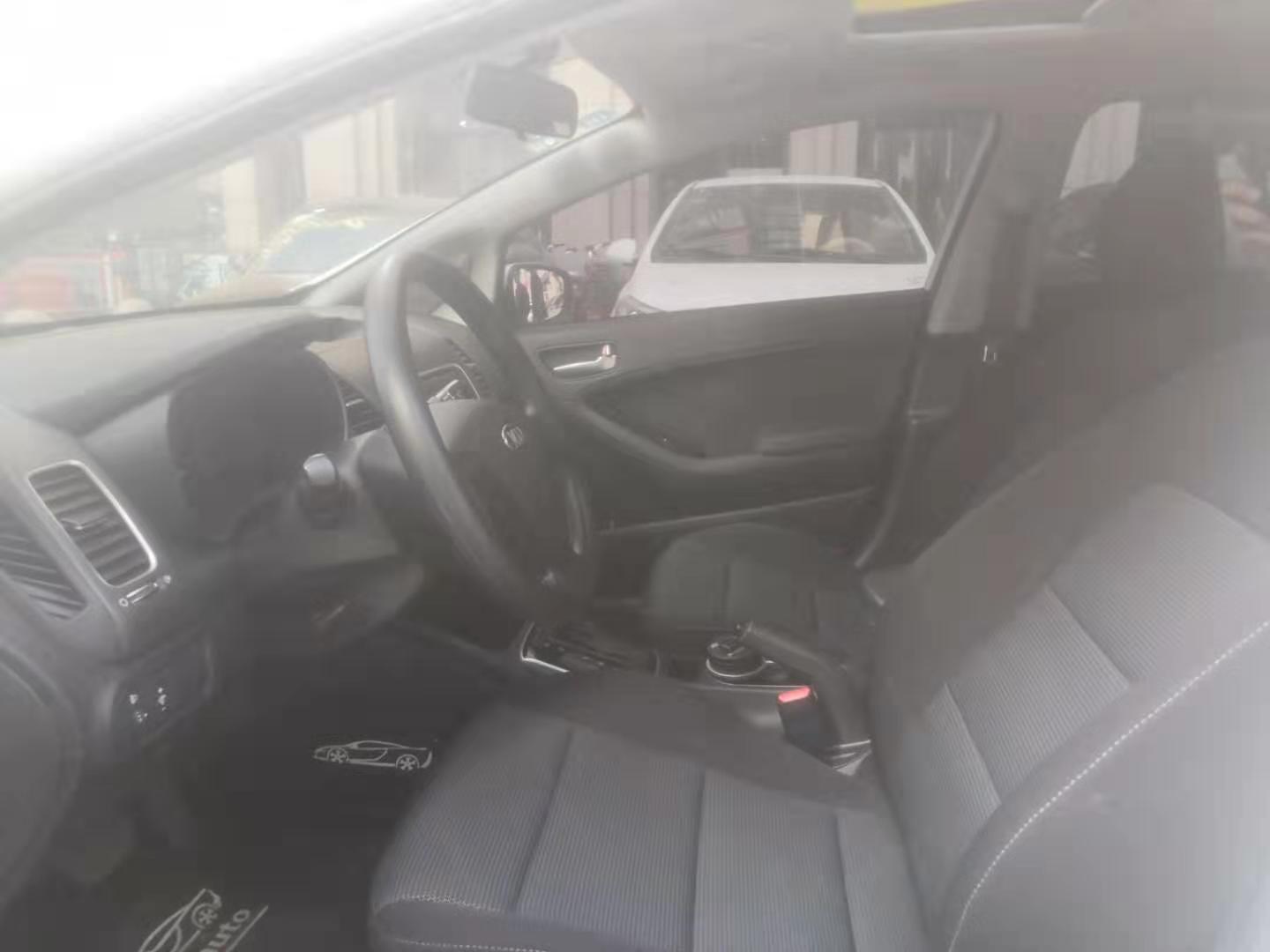 二手起亚15年k3多少钱一辆,15年的起亚k3二手能卖多少钱