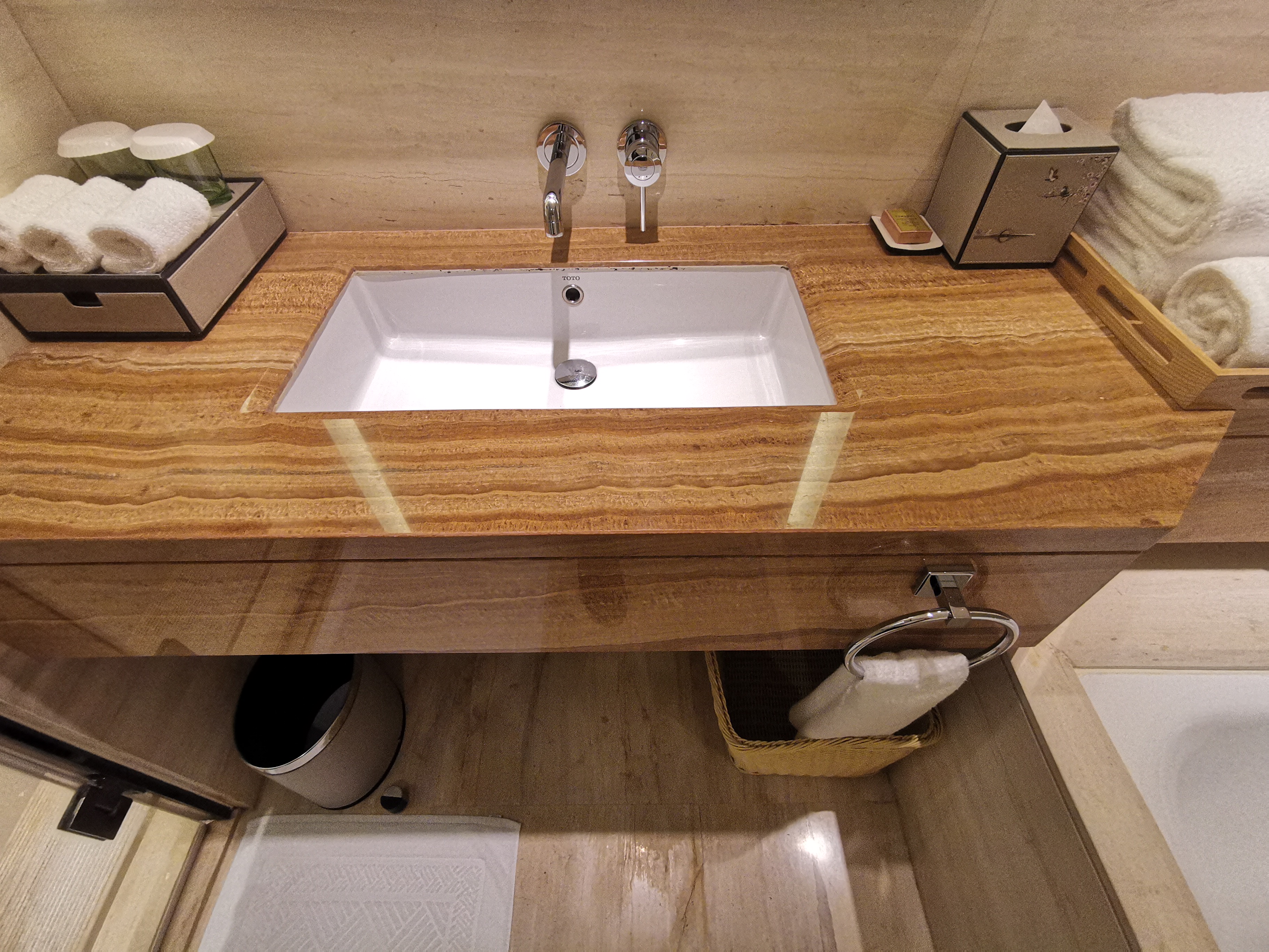 广州汇华希尔顿逸林酒店月饼,广州汇华希尔顿逸林酒店自助餐厅