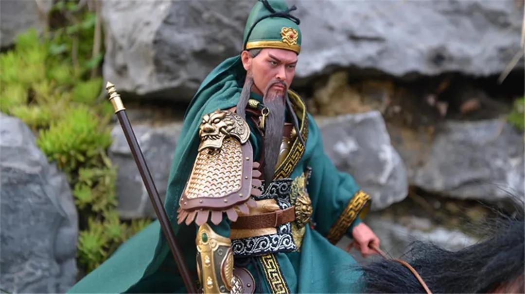 三国正史万人敌是关羽和张飞吗,关羽是不是三国正史最厉害的武将