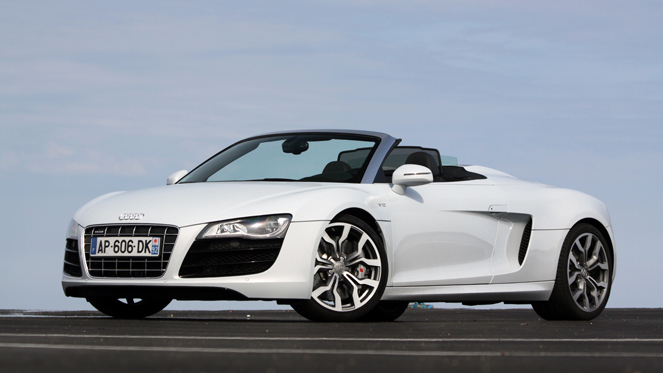 视频测试-奥迪R8V10Spyder：自由V10