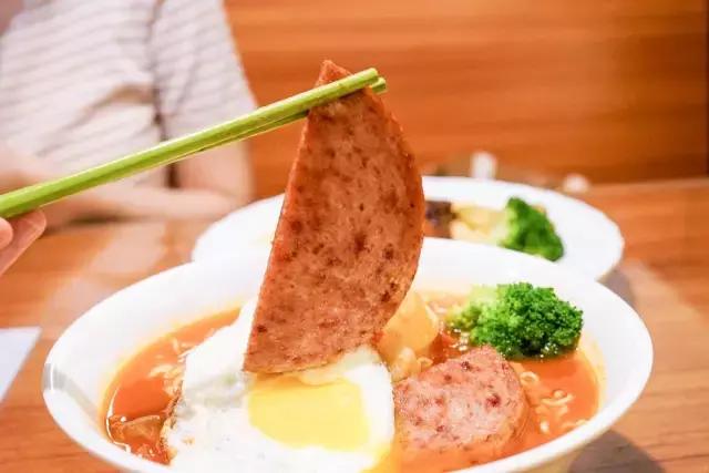 香港的正宗街头港式茶餐厅,香港的正宗港式茶餐厅