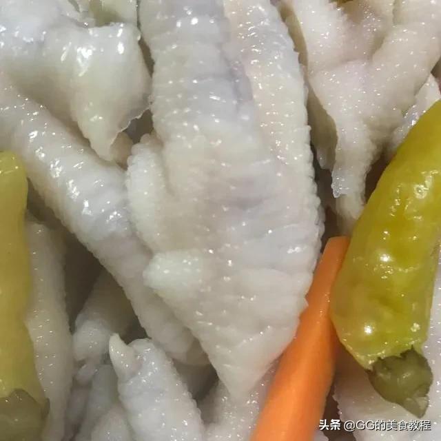 泡椒凤爪的秘制配方,柠檬泡椒凤爪酸辣爽口怎么做好吃