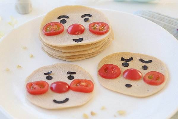 一岁宝宝一天饮食安排不吃鸡蛋,1岁宝宝一日三餐食谱无蛋