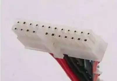 电脑电源如何接线使用,电脑电源接线方法与注意事项