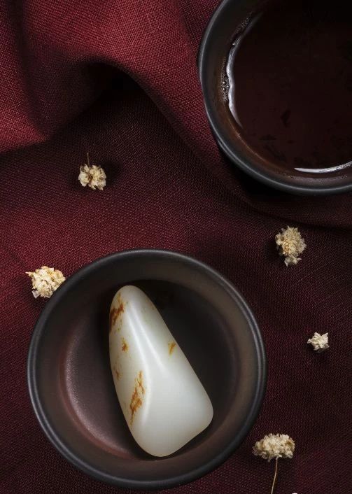 穿金显富贵戴玉保平安,穿金显富贵戴玉保平安完整版