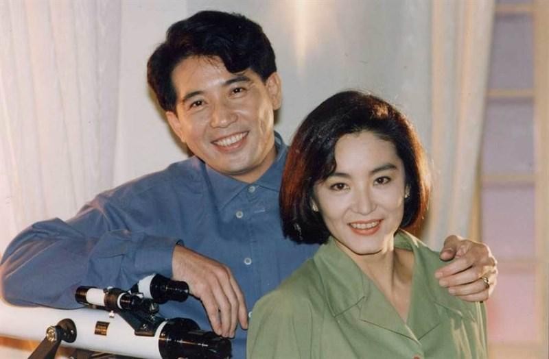 灏忕櫧鑿滃啲鐡滆タ绾㈡熆,灏忕櫧鑿滆タ绾㈡熆榛勭摐