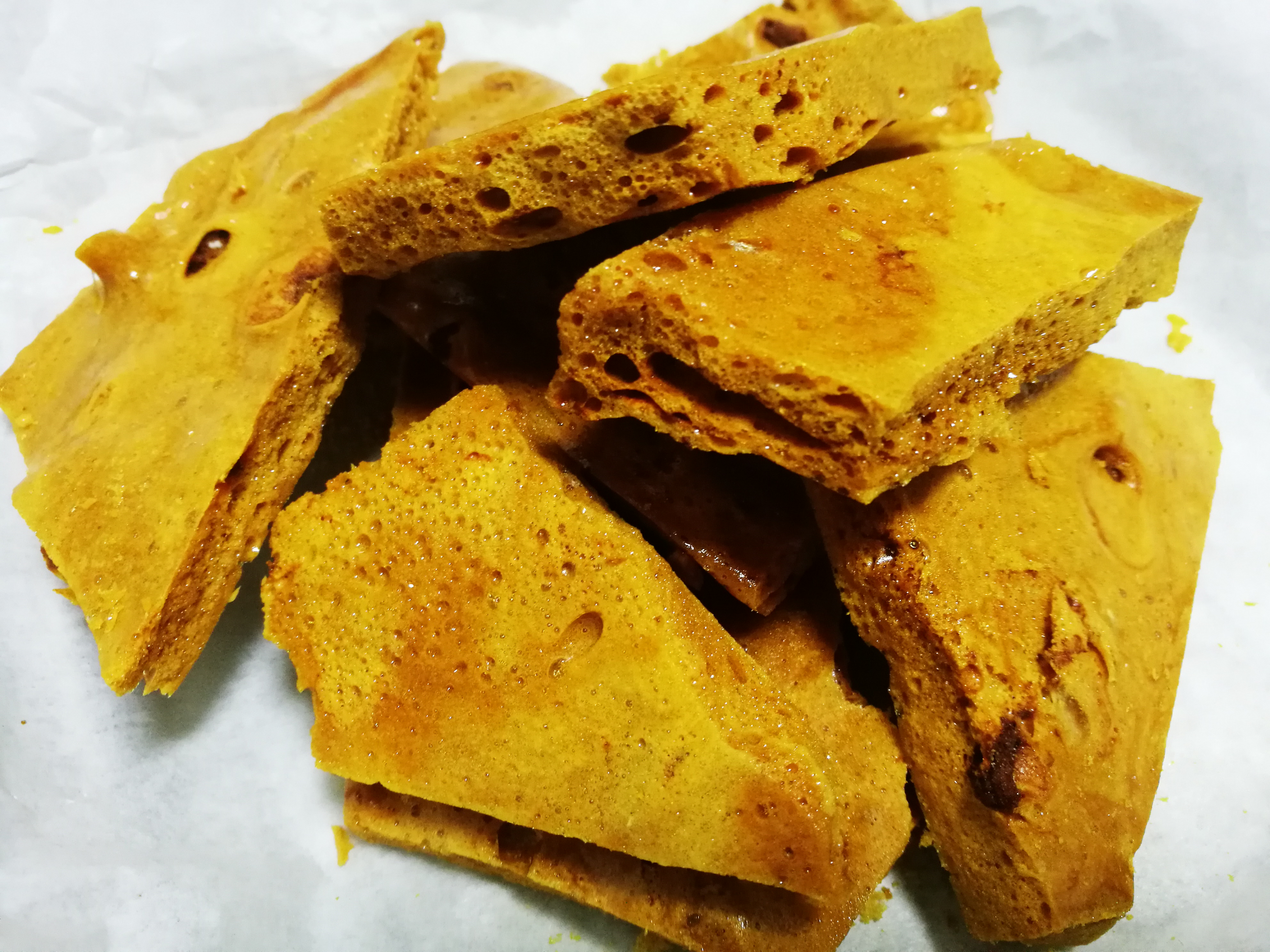 用白糖跟小苏打做蜂窝糖,蜂蜜白糖小苏打做蜂巢糖