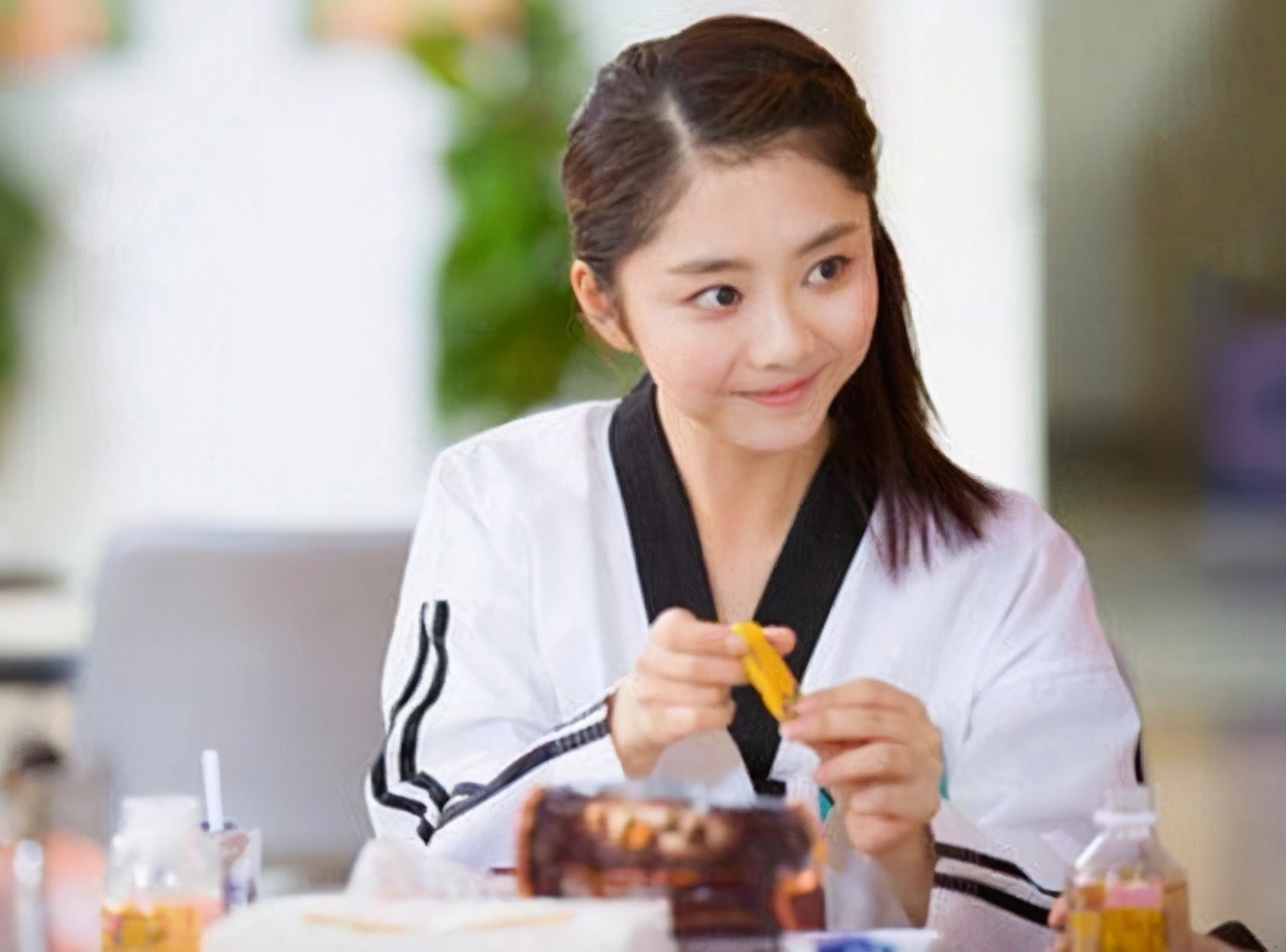 旋风少女陈翔告诉胡冰卿真相,旋风少女胡冰卿为什么不演第二季