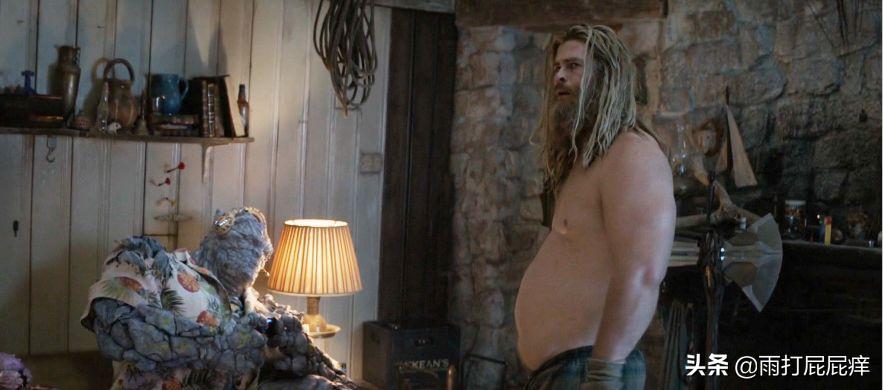 索尔恢复神力一拳轰趴浩克,为什么说索尔可以打响指