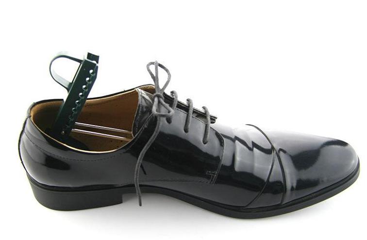 皮鞋的保养与护理方法,真皮皮鞋怎么保养用什么油