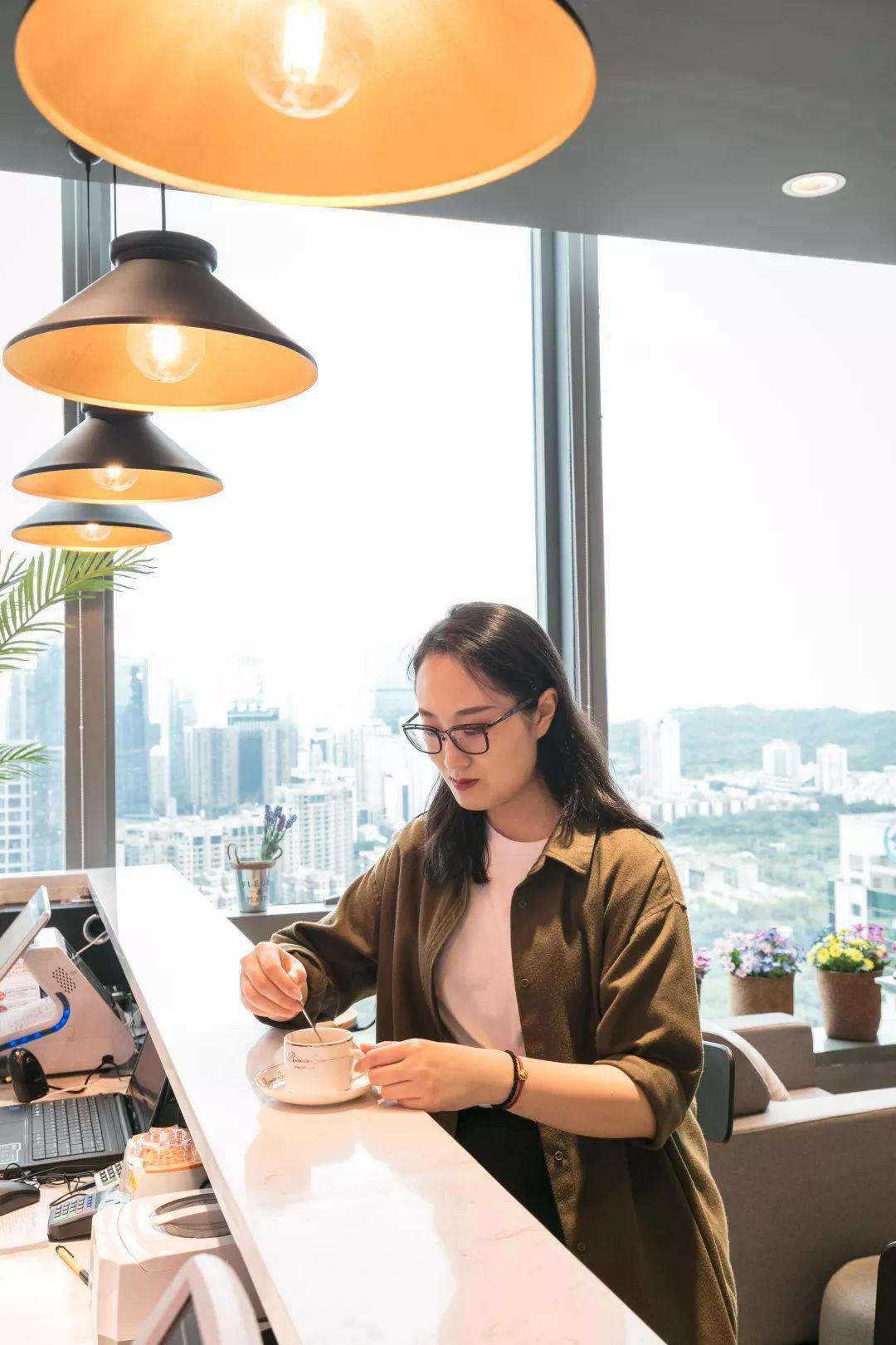 广东潮人必打卡景点盘点,东莞网红打卡眼镜店