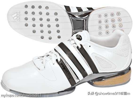 力量举可以穿举重鞋么,举重腰带要硬还是软