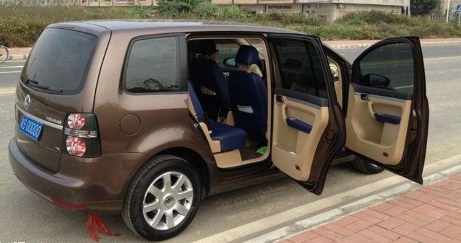 汽车的车门,汽车的车门怎么能打开