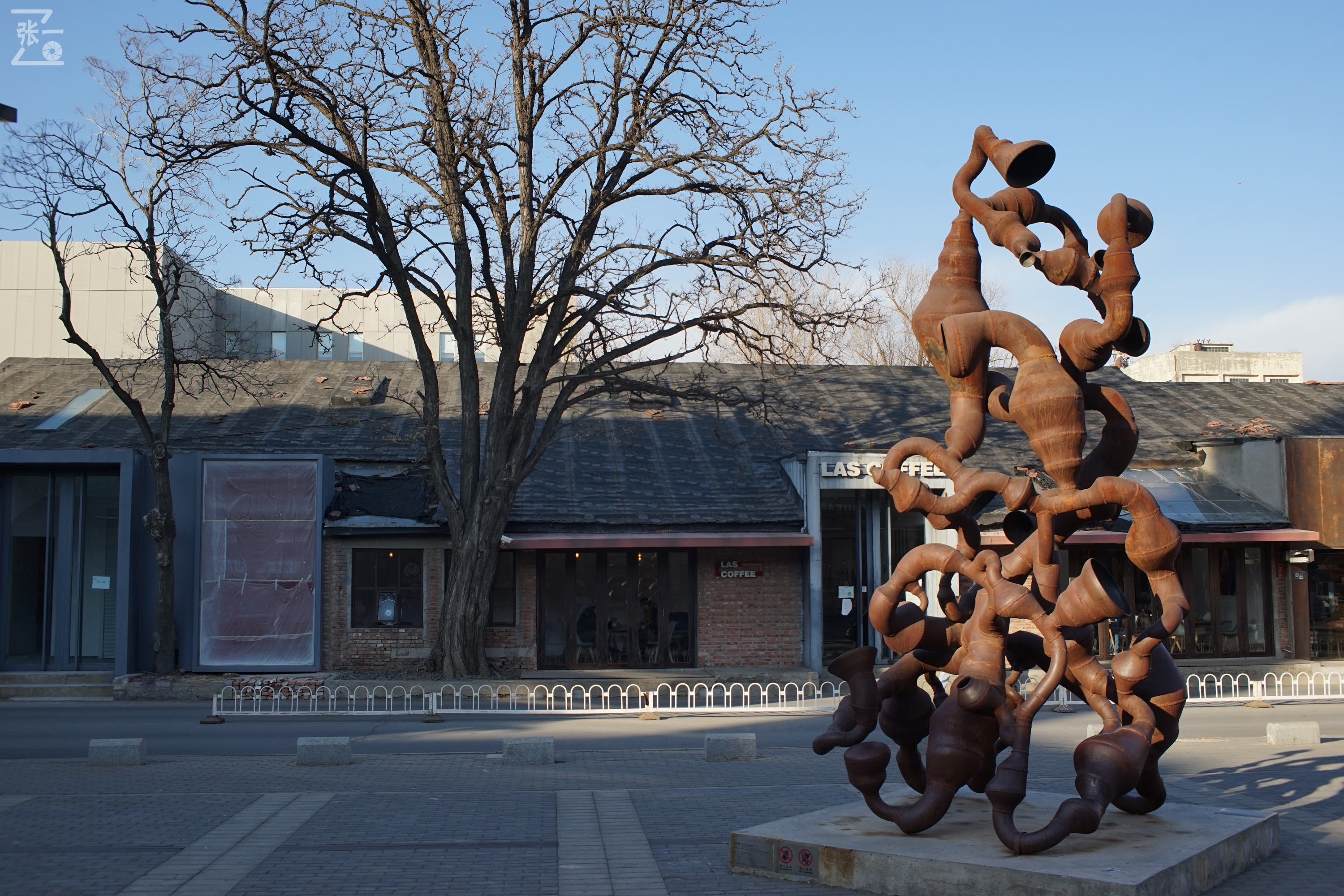 国产中一光学35/2镜头+索尼微单实拍北京798艺术区