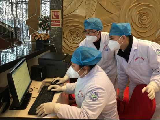 闅旂鏈熼棿閬囦笂涓浣宠妭,闅旂婊℃湀