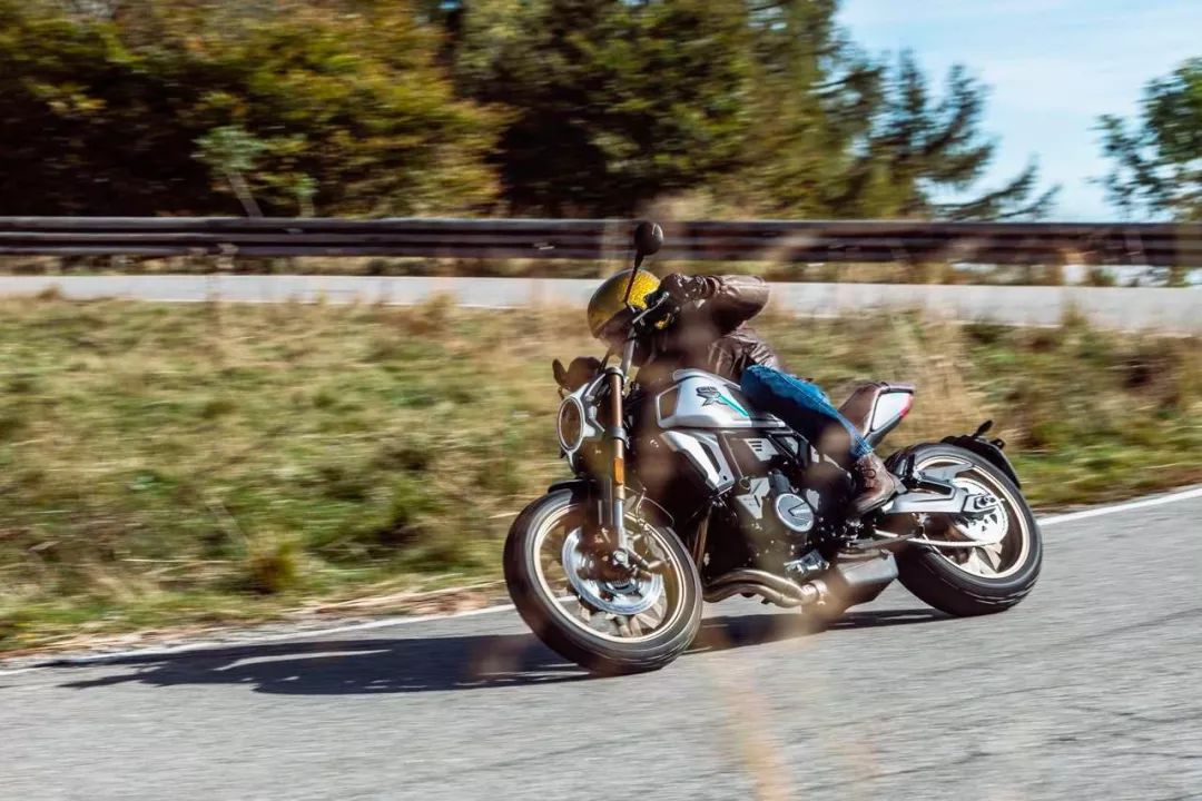 春风700cl-xadventure版,北京车展春风700cl-x运动版