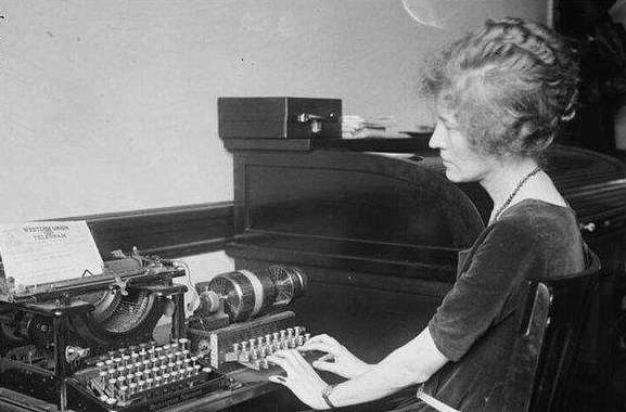 美苏冷战期间的事件,美苏冷战经历的两次阶段性跨越