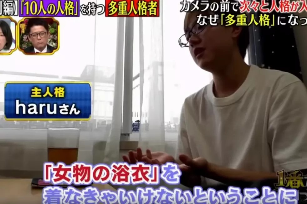 一个精神分裂的人觉醒了24个人格,4岁女孩分裂出1000种人格