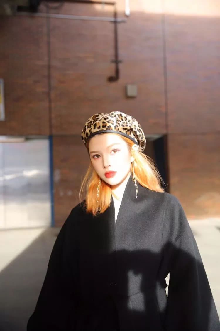 今年最流行的帽子冬款,今年最流行的帽子秋冬