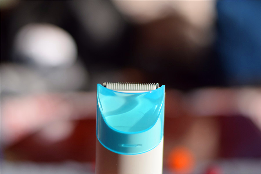 托尼电动理发器使用视频,以爱之名从心开始