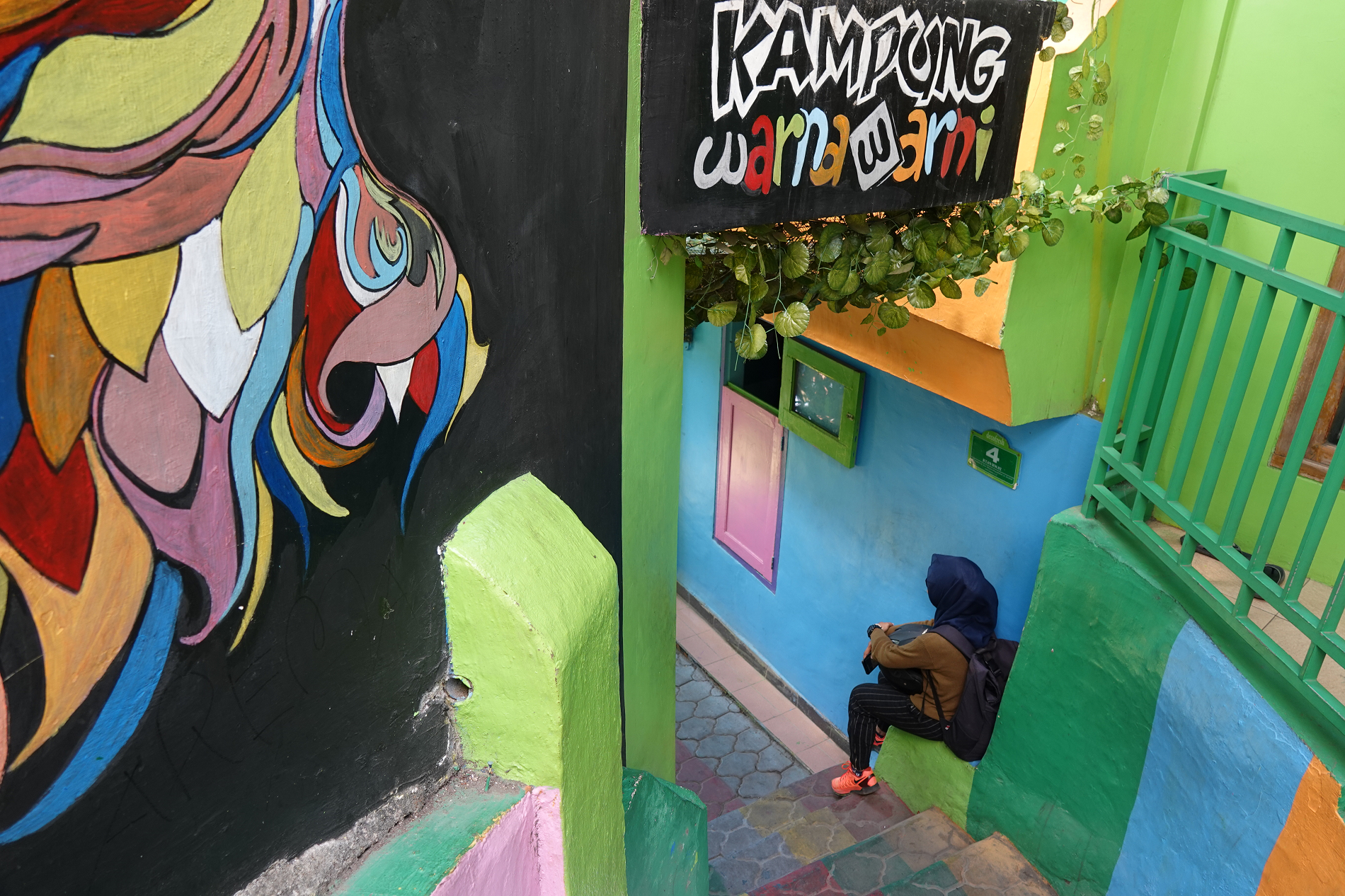 璐皯绐熸渶缇庡僵铏规潙,鍗板凹褰╄櫣鏉戣传姘戠獰